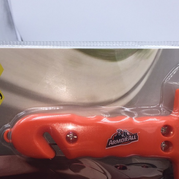 Armor All Emergency Window Hammer Glass Breaker Seat Belt Cutter Auto Safety New - Picture 13 of 14